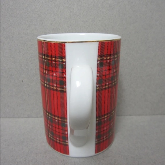Pacific Rim porcelain red plaid mug set of 4 Holiday Christmas coffee tea mugs - Picture 3 of 9